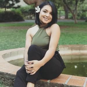 Meet your Posher, Lily